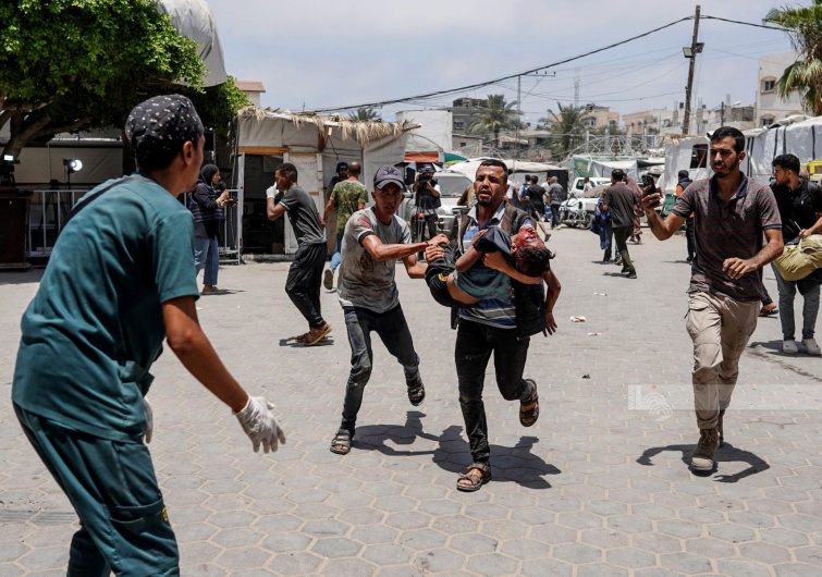 Israeli shelling of house in central Gaza kills six, including three children and pregnant woman 
