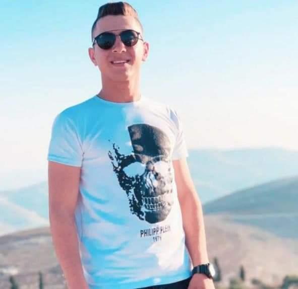 After holding it for 20 days, Israel turns over the body of a Palestinian killed by its forces to his family