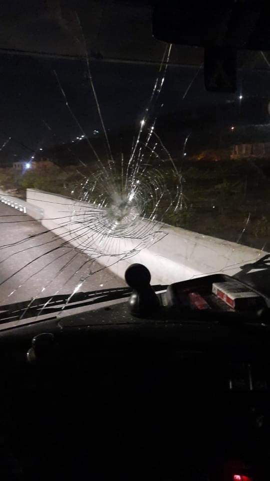 Israeli settlers attack Palestinian commuter on a West Bank road, driver says he miraculously escaped