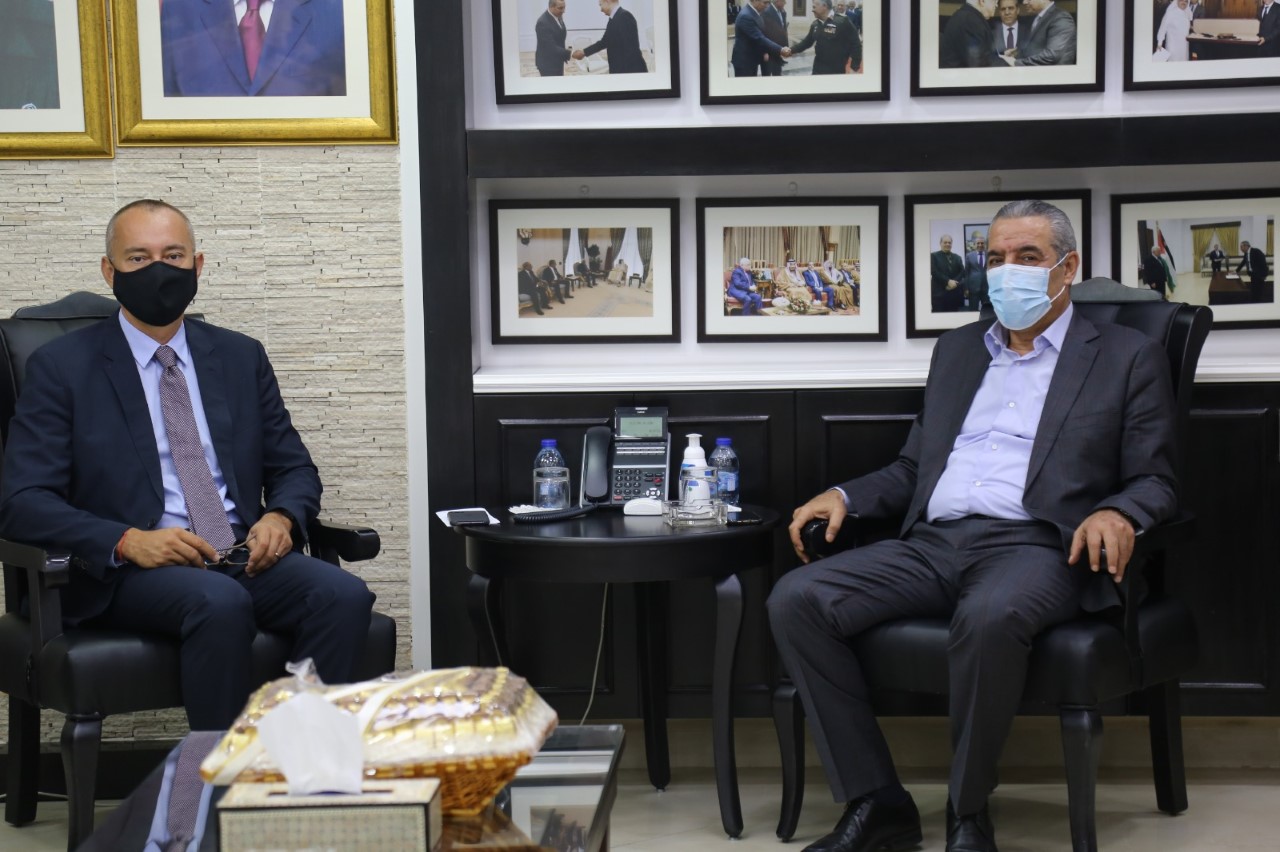 Financial situation resulting from ending coordination with Israel discussed in Palestinian-UN meeting