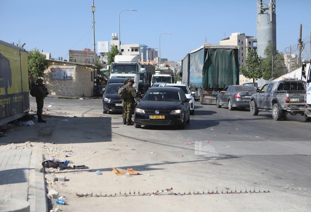 Iron gate installed at northern entrance to Hebron