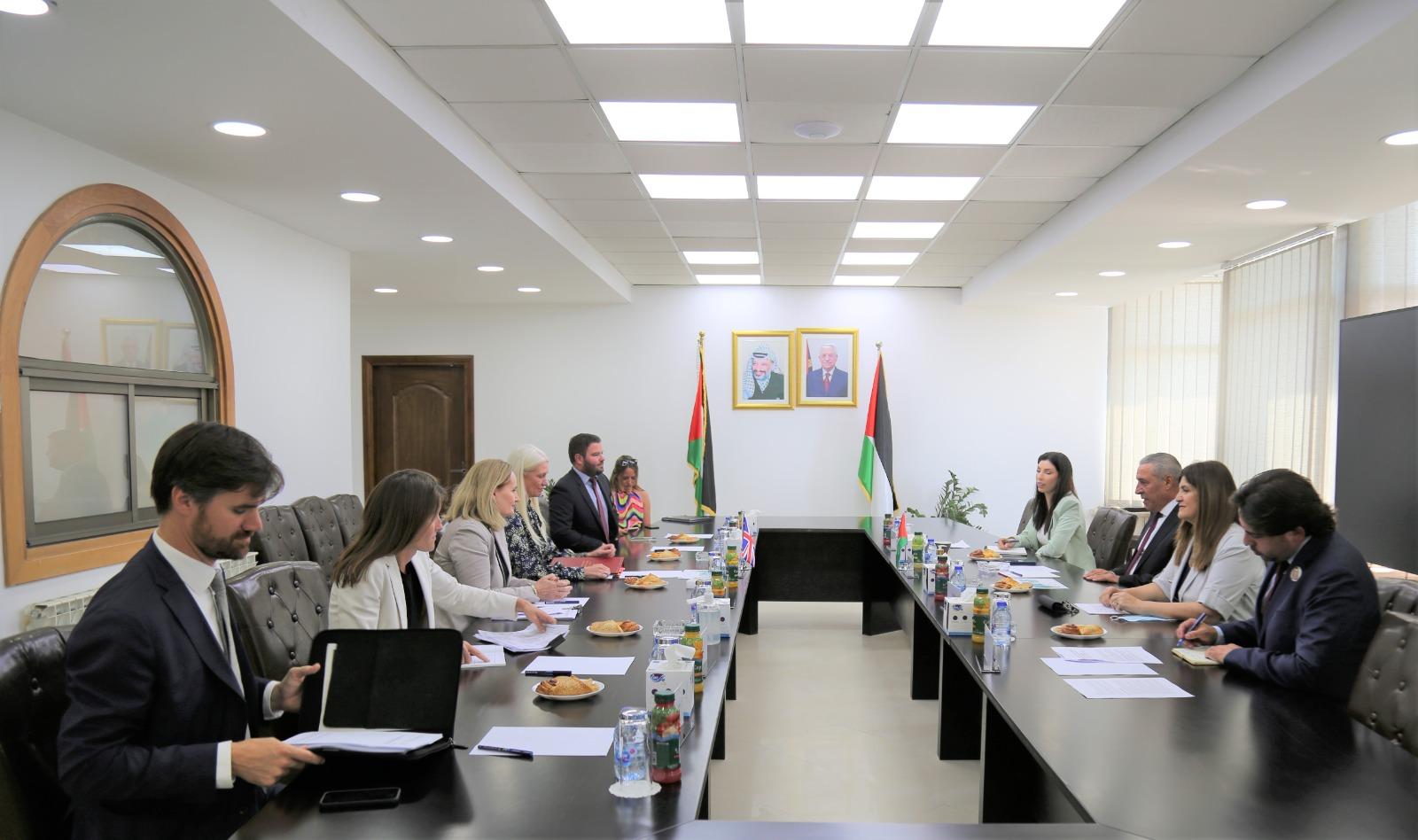 PLO official al-Sheikh receives British Minister Milling in Ramallah 
