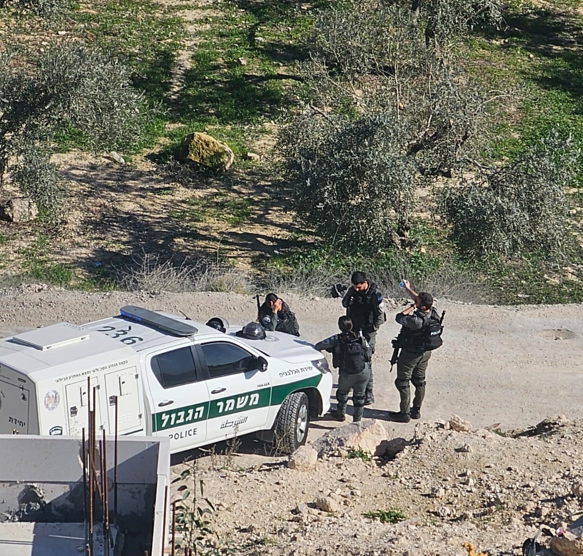 Israeli forces raid Sur Baher in preparation for blowing up  homes of two slain Palestinians in Jerusalem 
