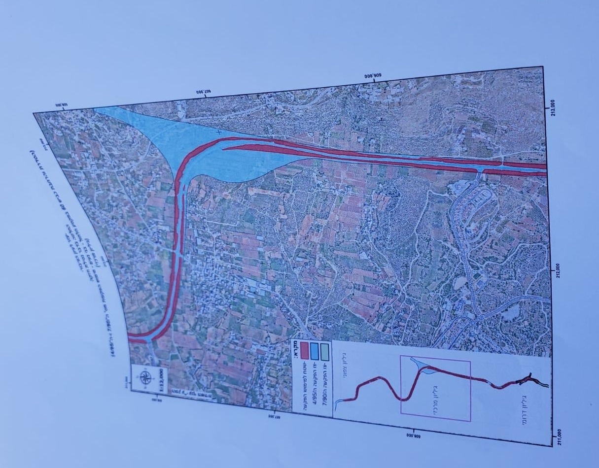 Israeli occupation seizes hundreds of dunums of land in Hebron for the benefit of colonists  