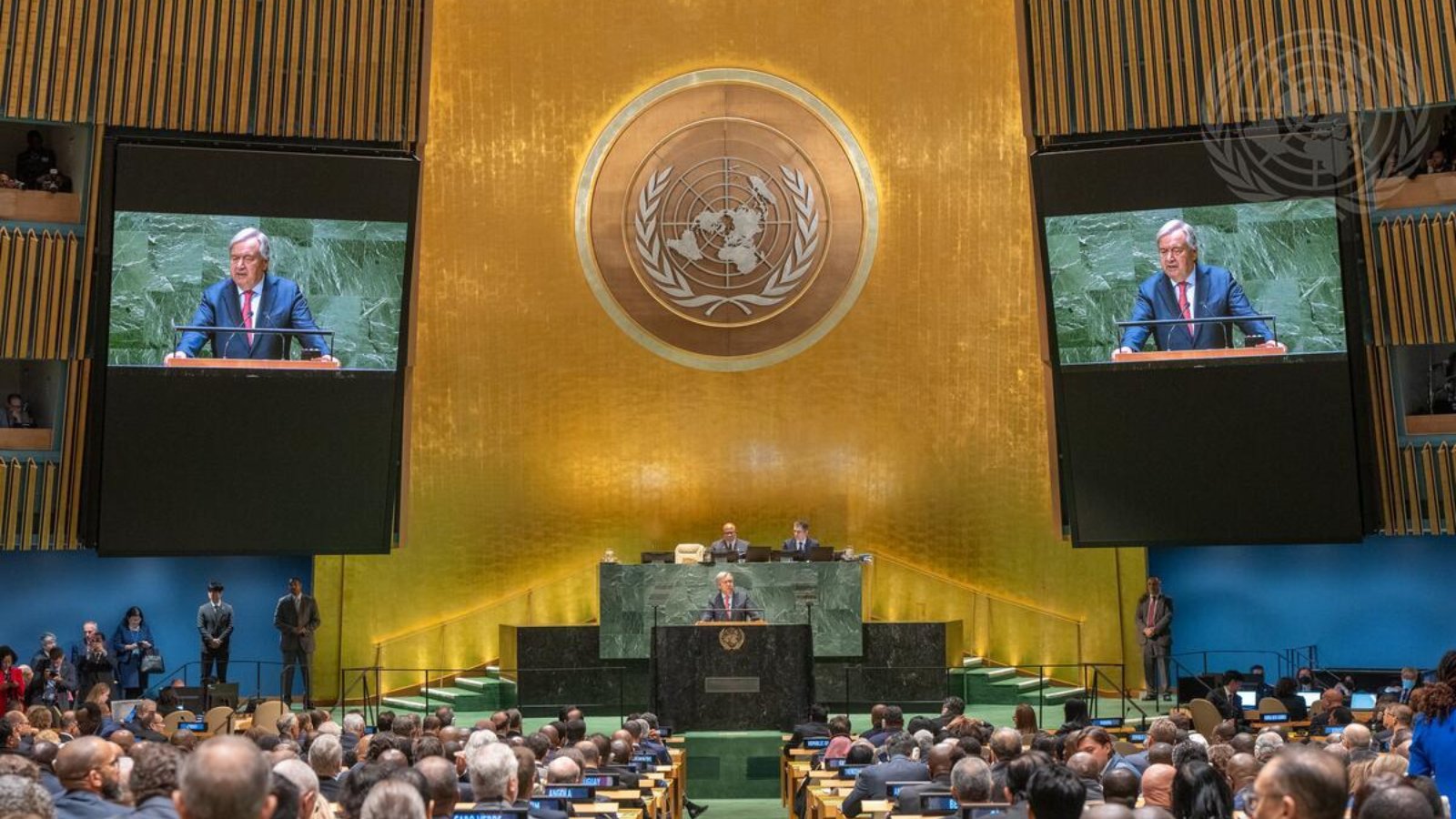 On sidelines of 33rd Arab Summit, Guterres calls for an immediate ceasefire in Gaza
