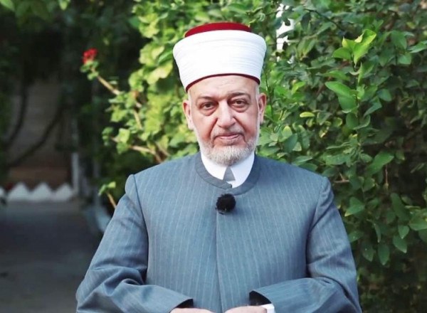 Former Minister of Awqaf killed in an Israeli strike on al-Maghazi 
