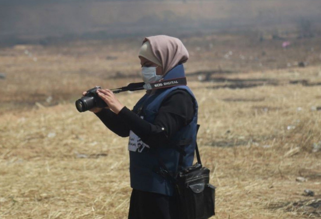 Israeli occupation forces murder a journalist and her family in Gaza   