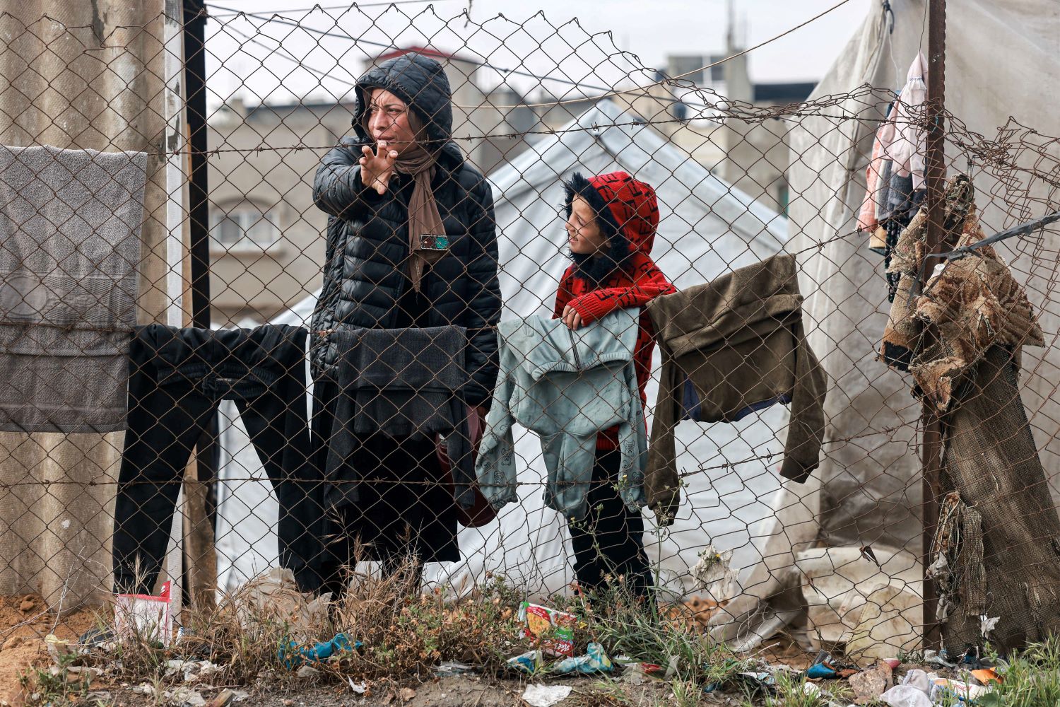 Hundreds of Gaza's displaced people's tents drown due to rain and strong wind