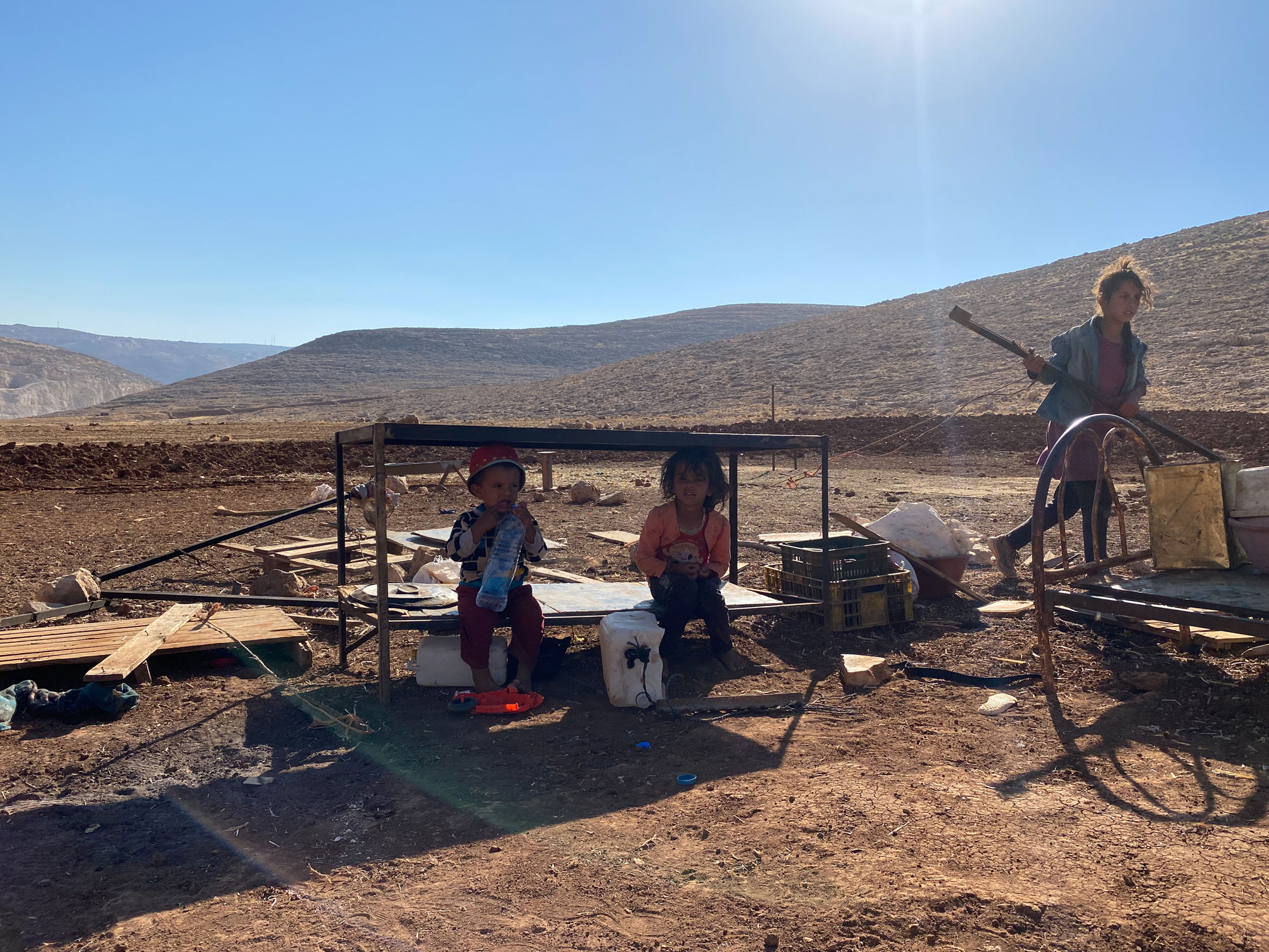OCHA: Recent Israeli demolitions in Ras al-Tin and Humsa 
al-Bqai’a displaced some 100 people, including 60 children