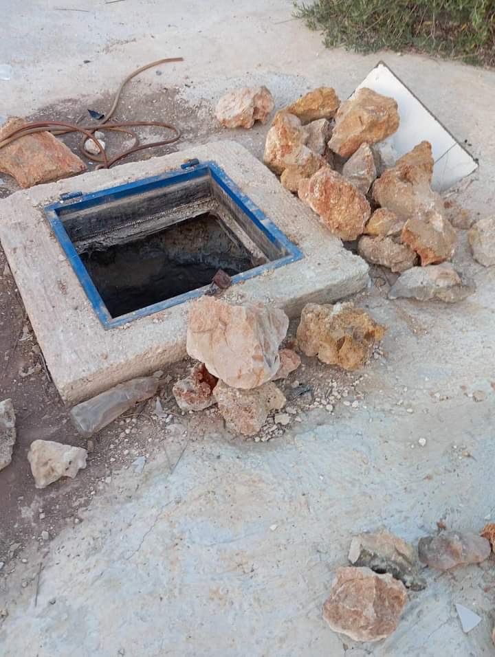 Israeli colonists attack residents' lands, damage water well in Salfit 