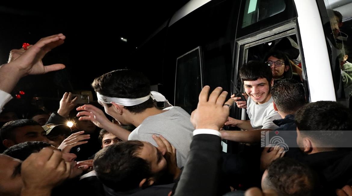 Fifth batch of Palestinian detainees released from Israeli jails tonight in swap deal
