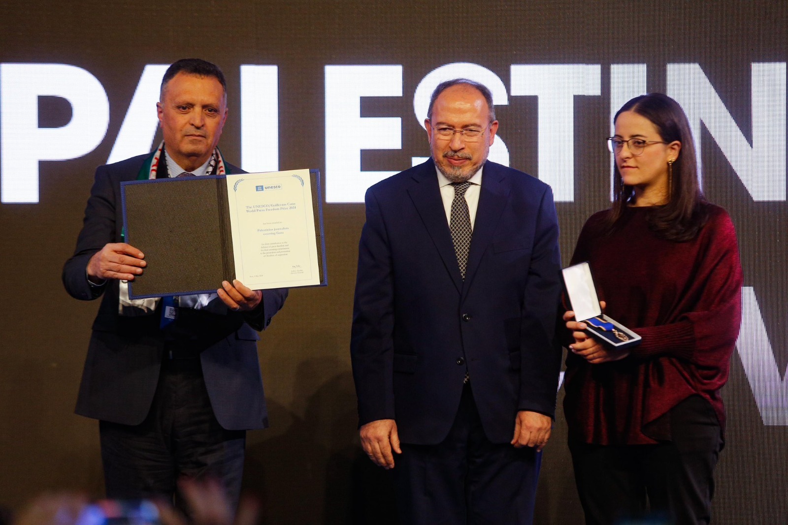 UNESCO awards Guillermo Cano Press Freedom Prize to Palestinian journalists