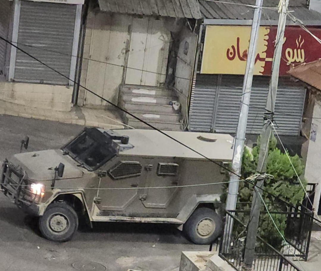 Israeli occupation forces continue their assault on Tulkarm and its refugee camps