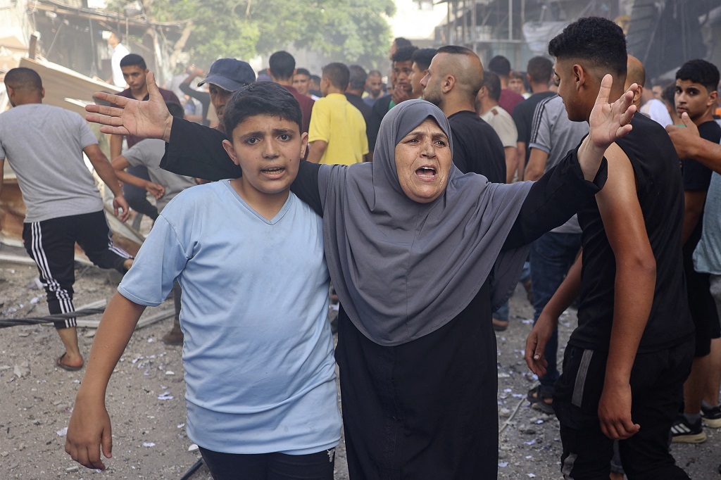 Israeli airstrike on Gaza kills eight Palestinians, injures others