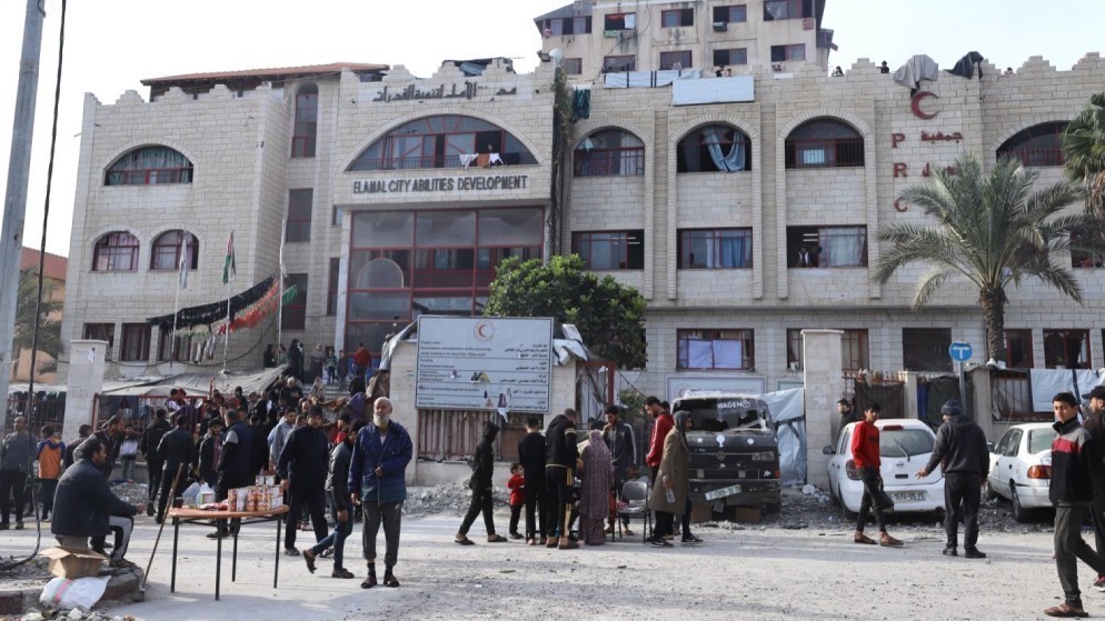Israeli artillery targets vicinity of Gaza hospital
