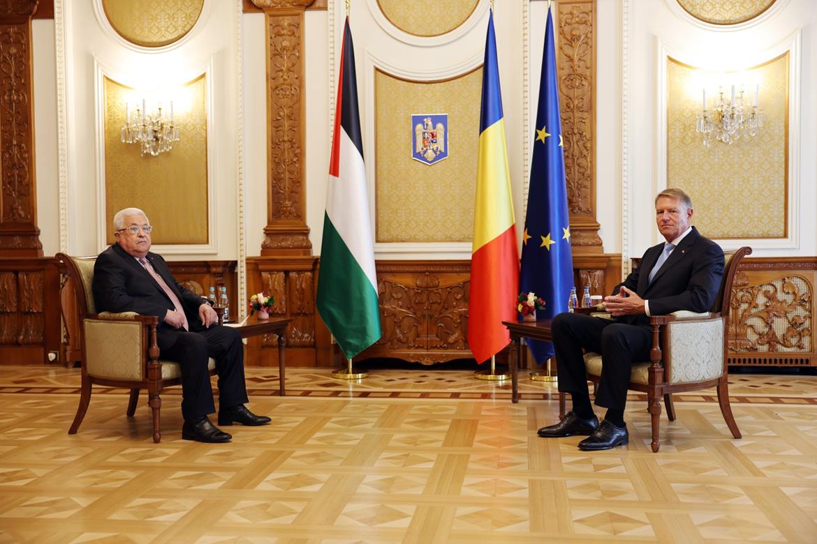 President Abbas hails Palestine’s good relations with Romania, stresses importance of strengthening them