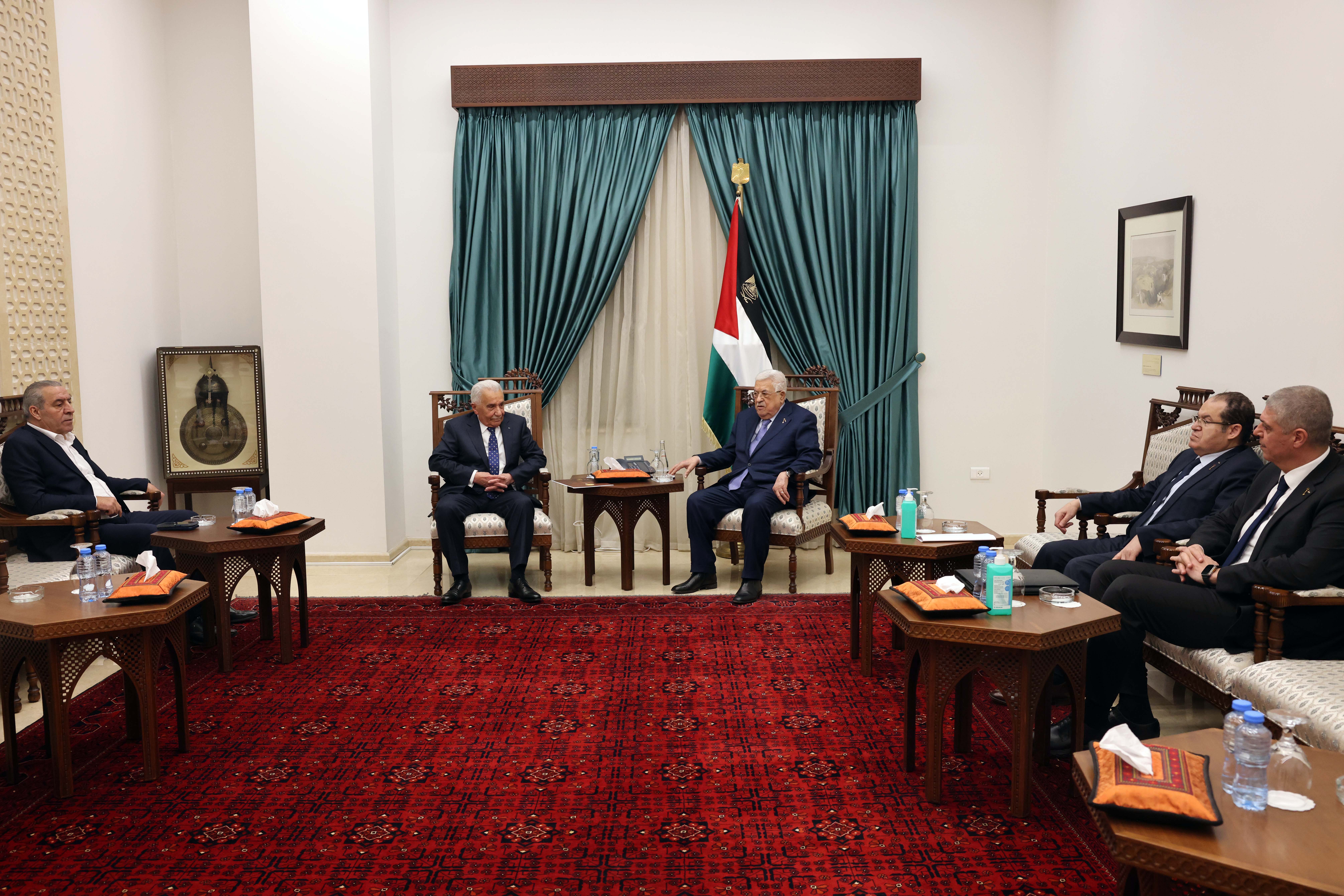 President Abbas accepts resignation of President of the Supreme Judicial Council