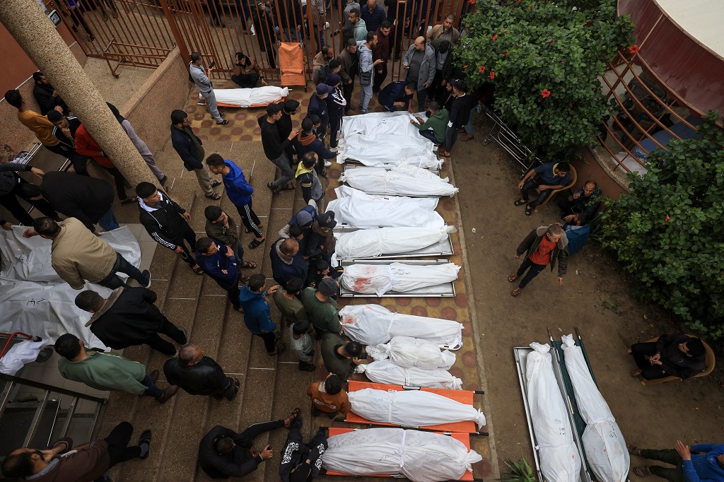 Israeli occupation continues its attacks on Gaza, commits more massacres against people of the Strip 