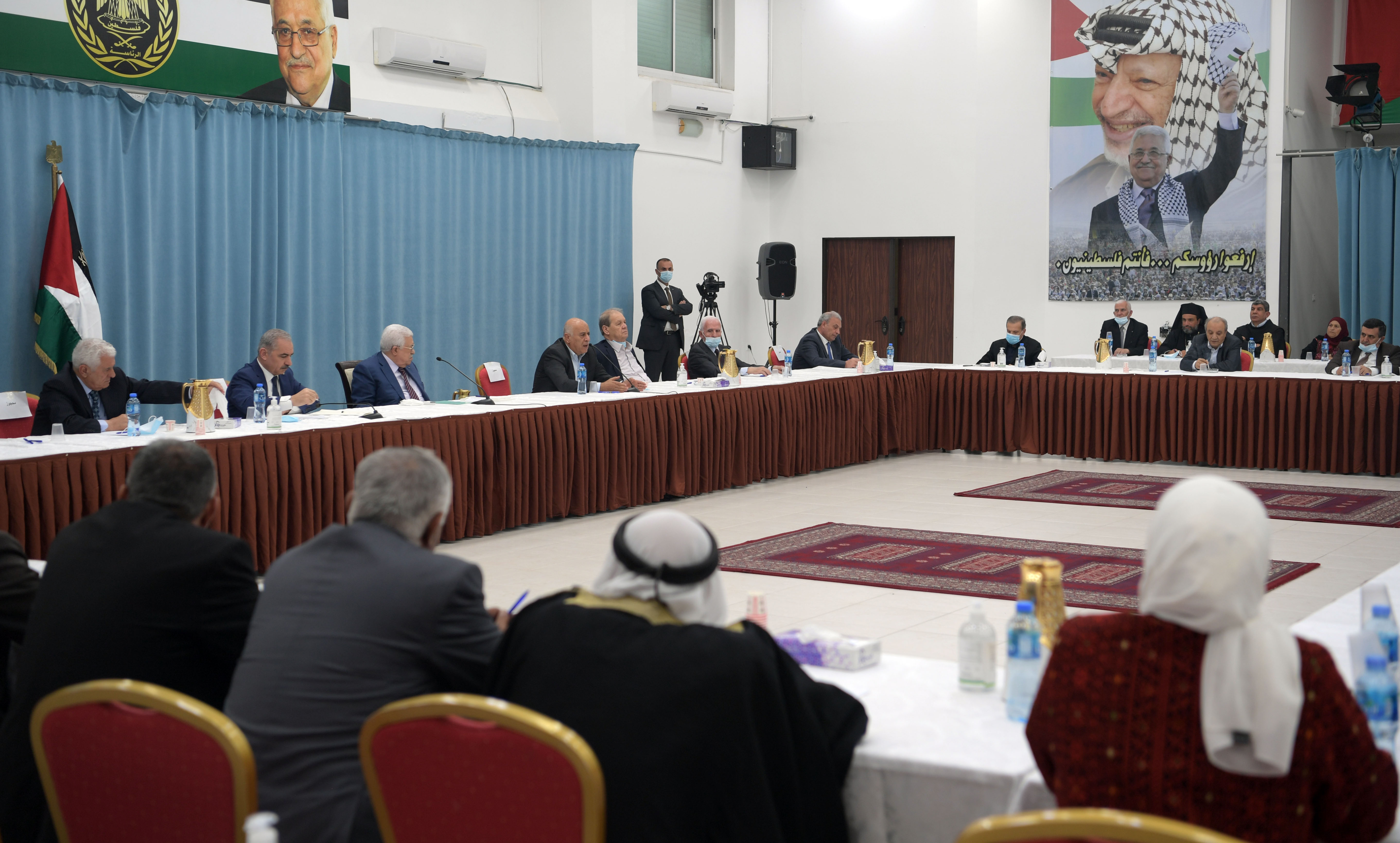 President: Palestinians may go for other choices if Israel rejects two-state solution