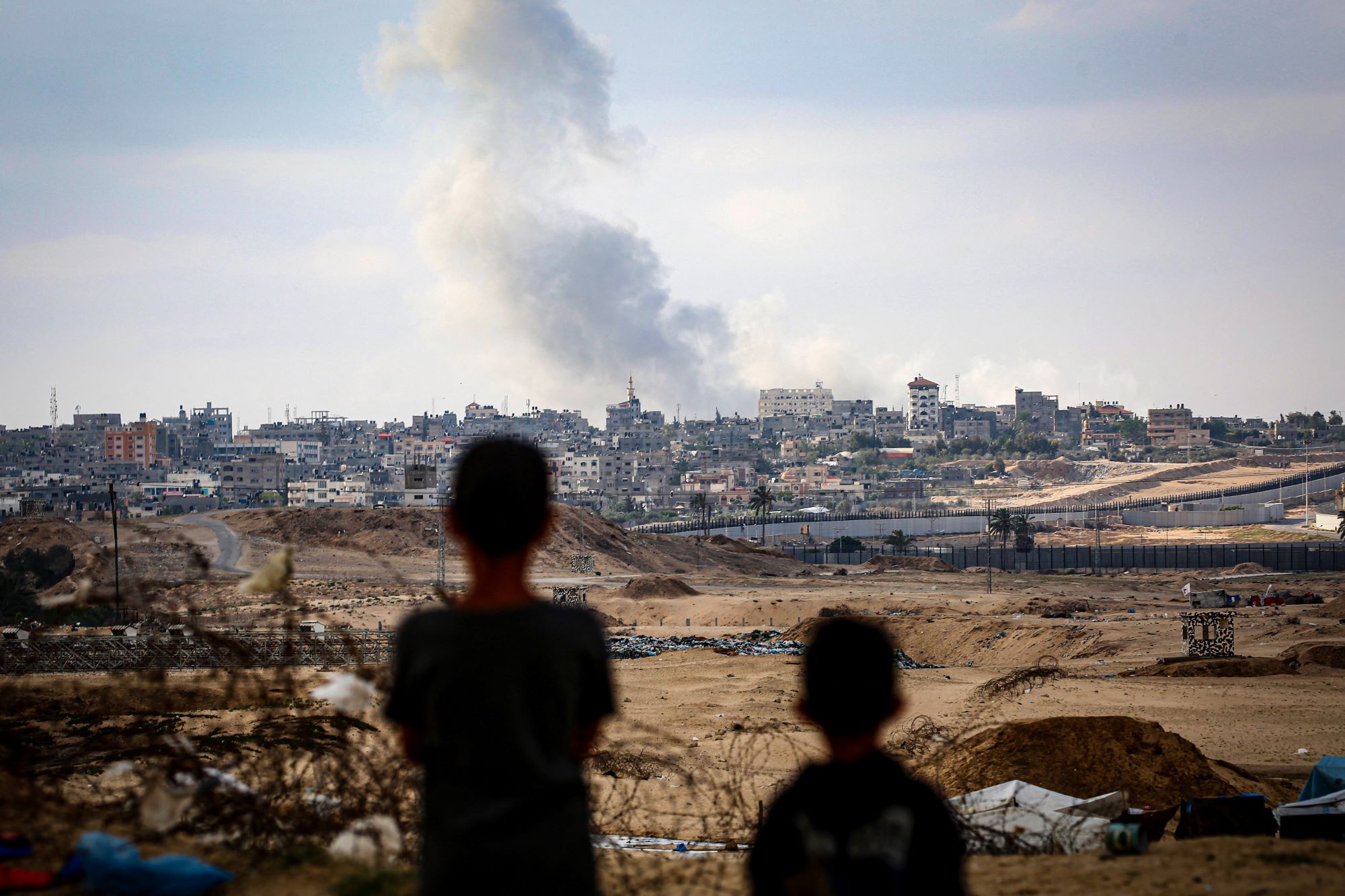 Israel commits two massacres in Gaza over the past 24 hours