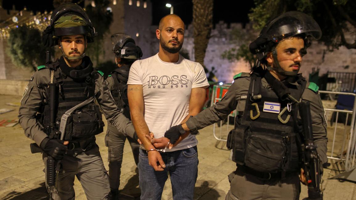 Israeli forces detain 13 Palestinians, injure another in West Bank raids
