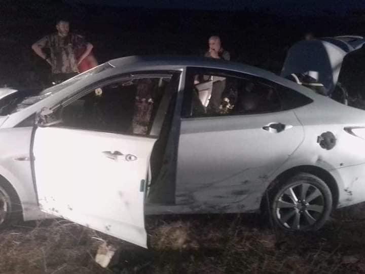 Israeli settlers assault Palestinian farmer, vandalize his car