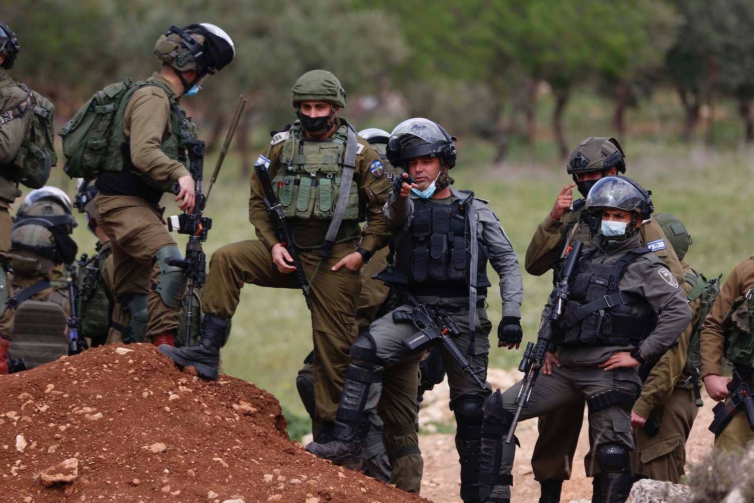 Injuries as occupation forces clamp down on anti-occupation protesters in Beita