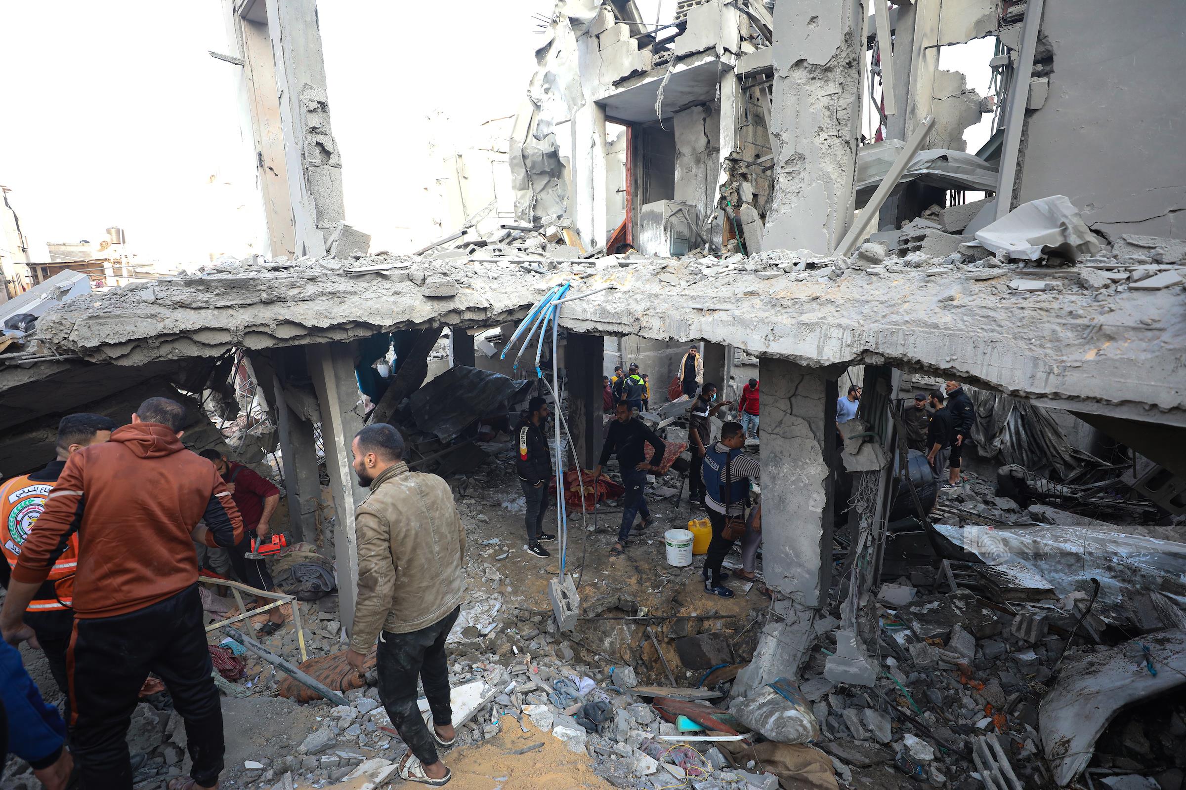 Israeli bombardment continues in the Gaza Strip, killing and wounding dozens of civilians, mainly children