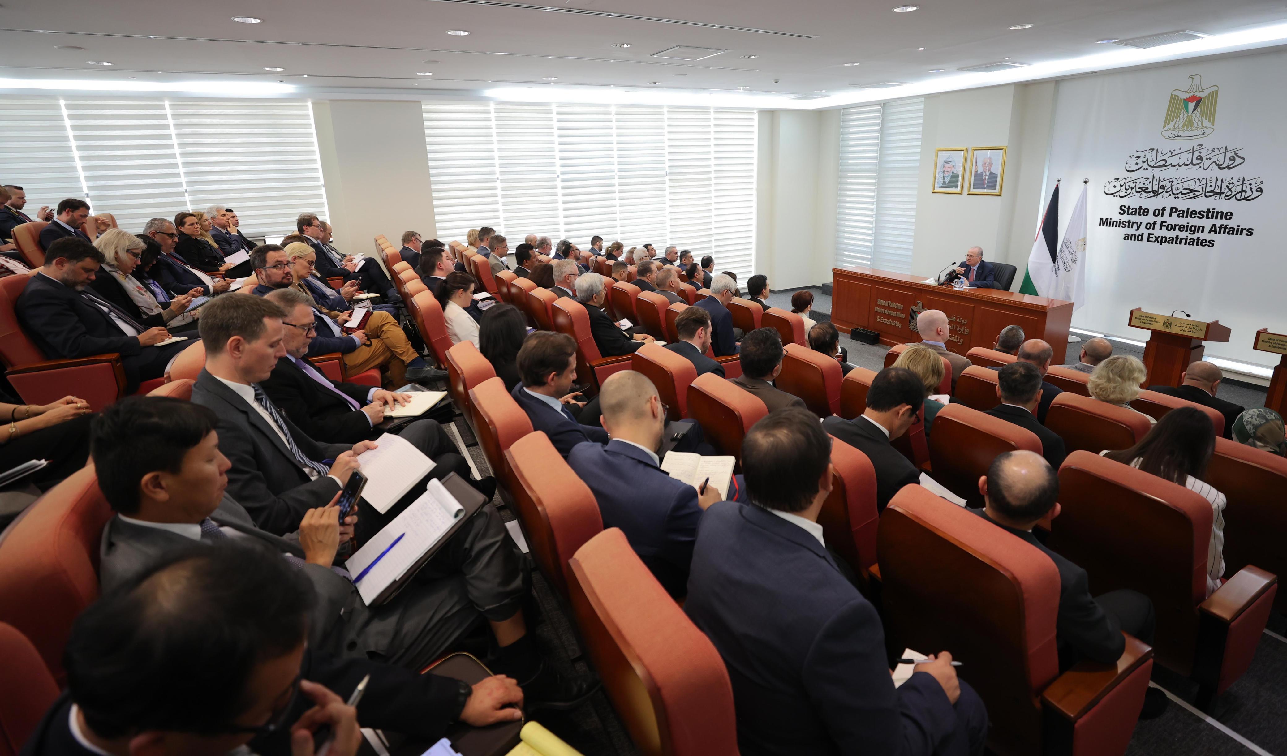 PM Mustafa calls on international community to take action to stop Israeli aggression
