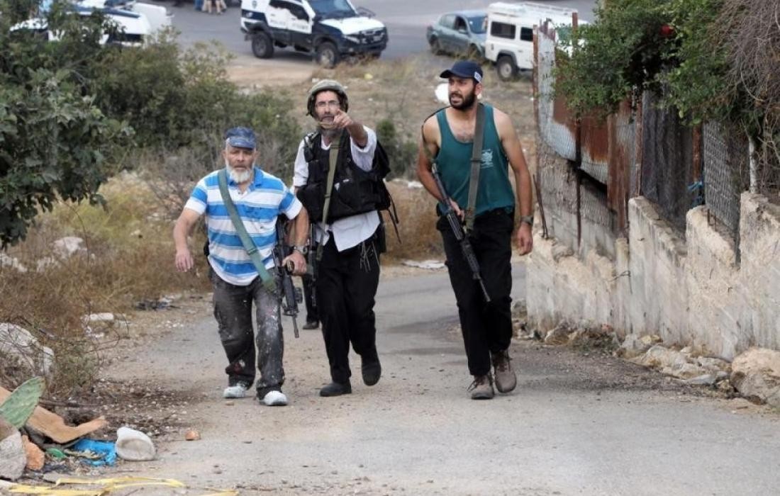 Four Palestinians injured in colonists’ attack in Jericho 