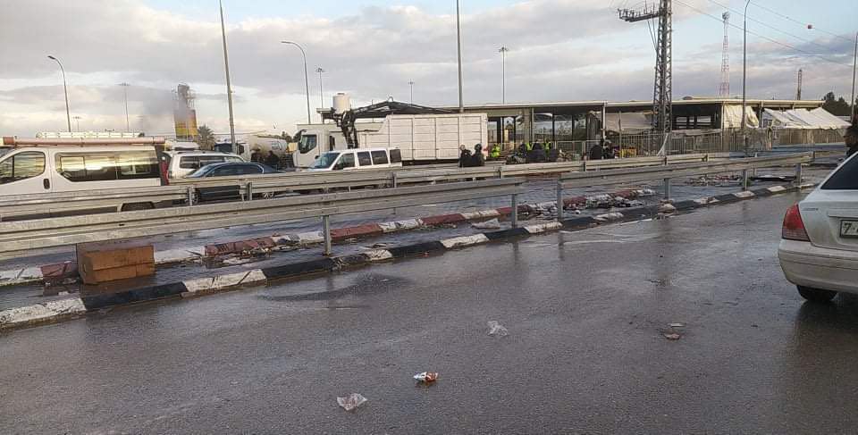 Israeli forces demolish vegetables stands near Jenin