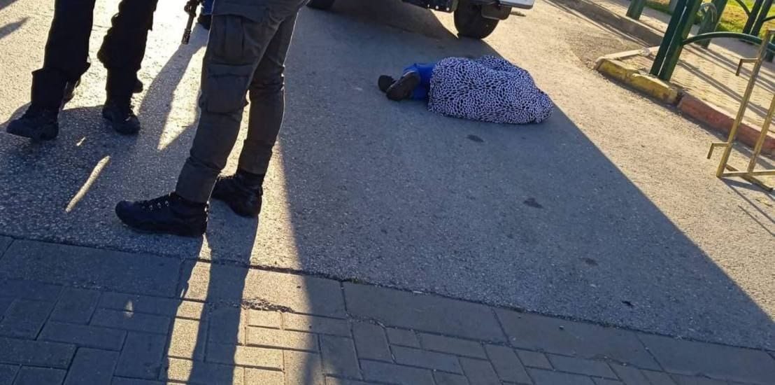 Israelis open fire and injure a Palestinian woman near Jerusalem