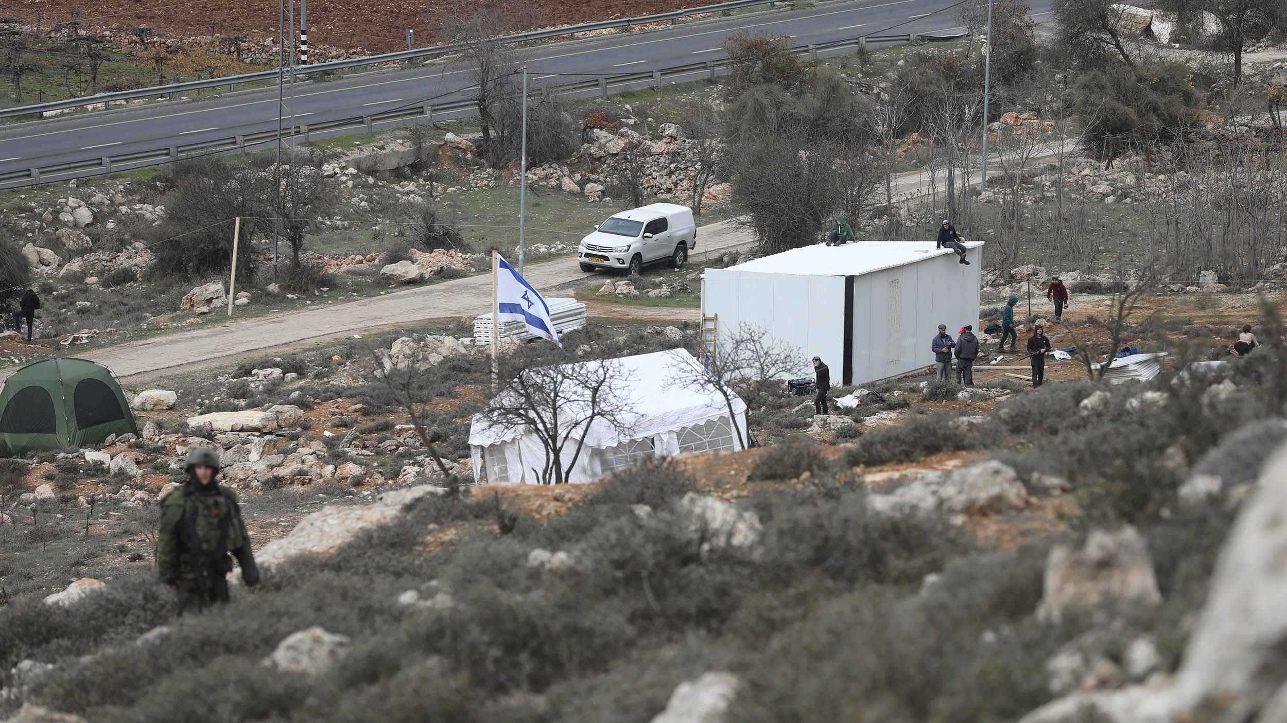 Israeli settlers set up new outpost near Jericho