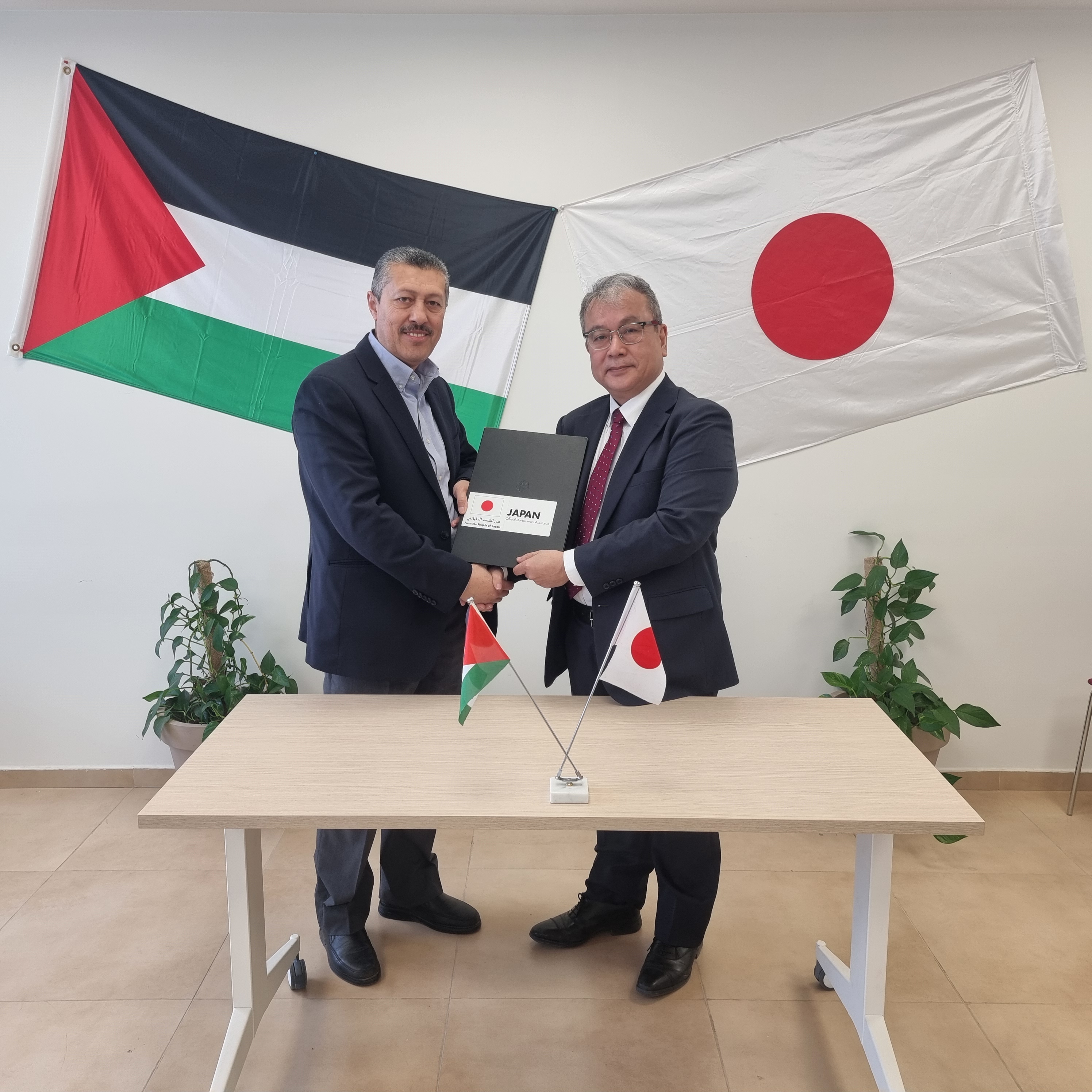 Signing Ceremony with Palestinian Hydrology Group for Installation of Mobile Sewage System Project at Hugo Chavez Hospital in Ramallah