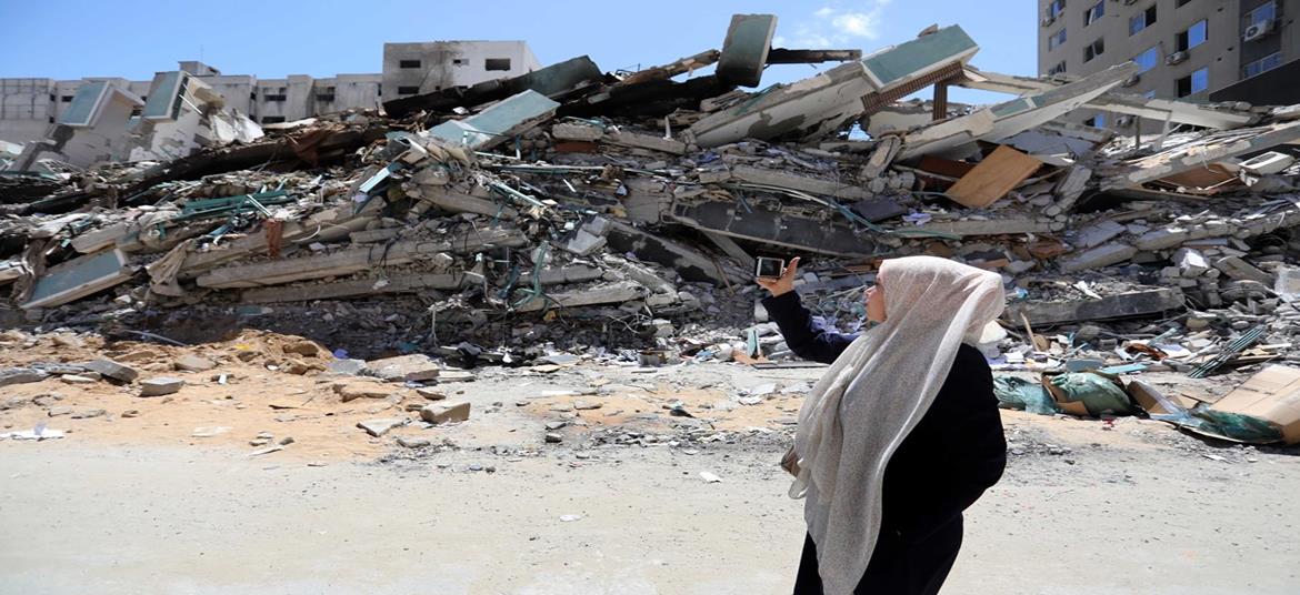 HRW accuses Israel of striking and killing civilians in Gaza with no evidence of military targets = a war crime