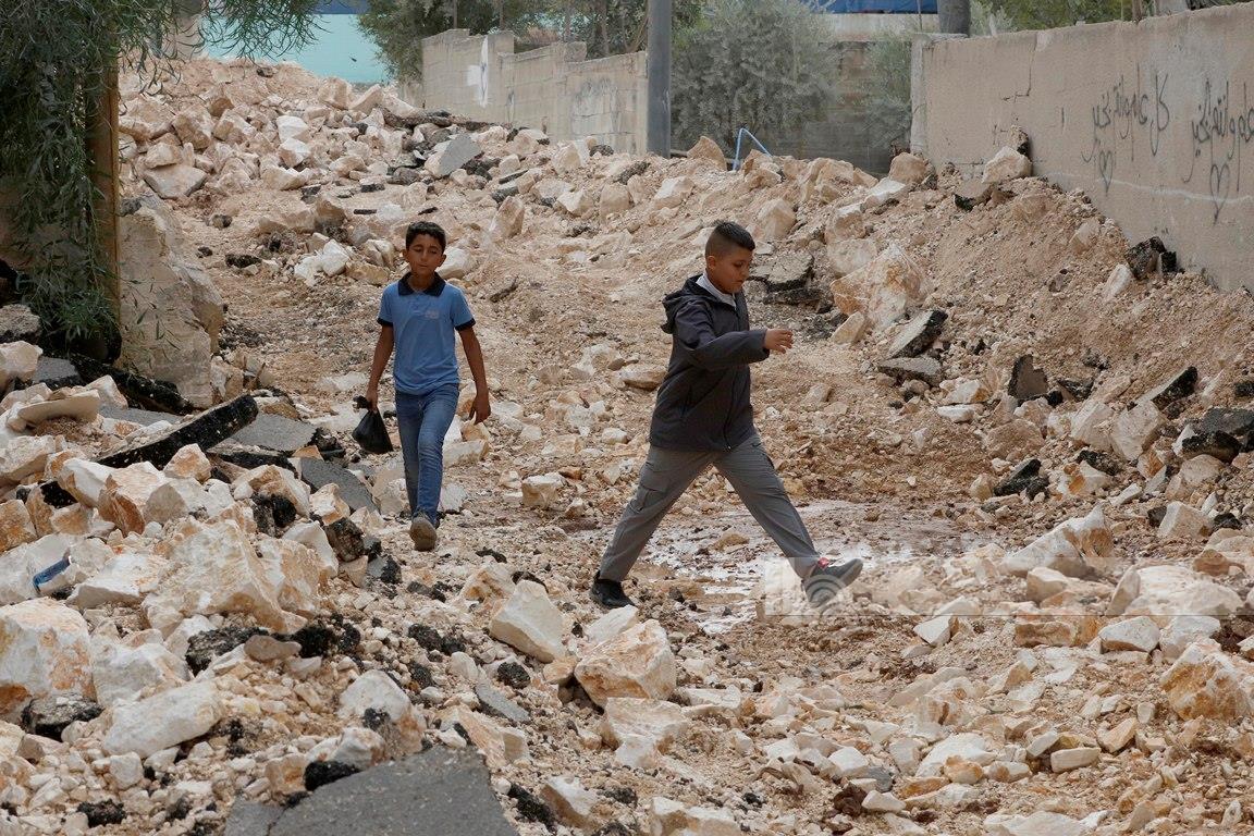 A Jenin mother reveals: “Our children sleep with their hands raised”