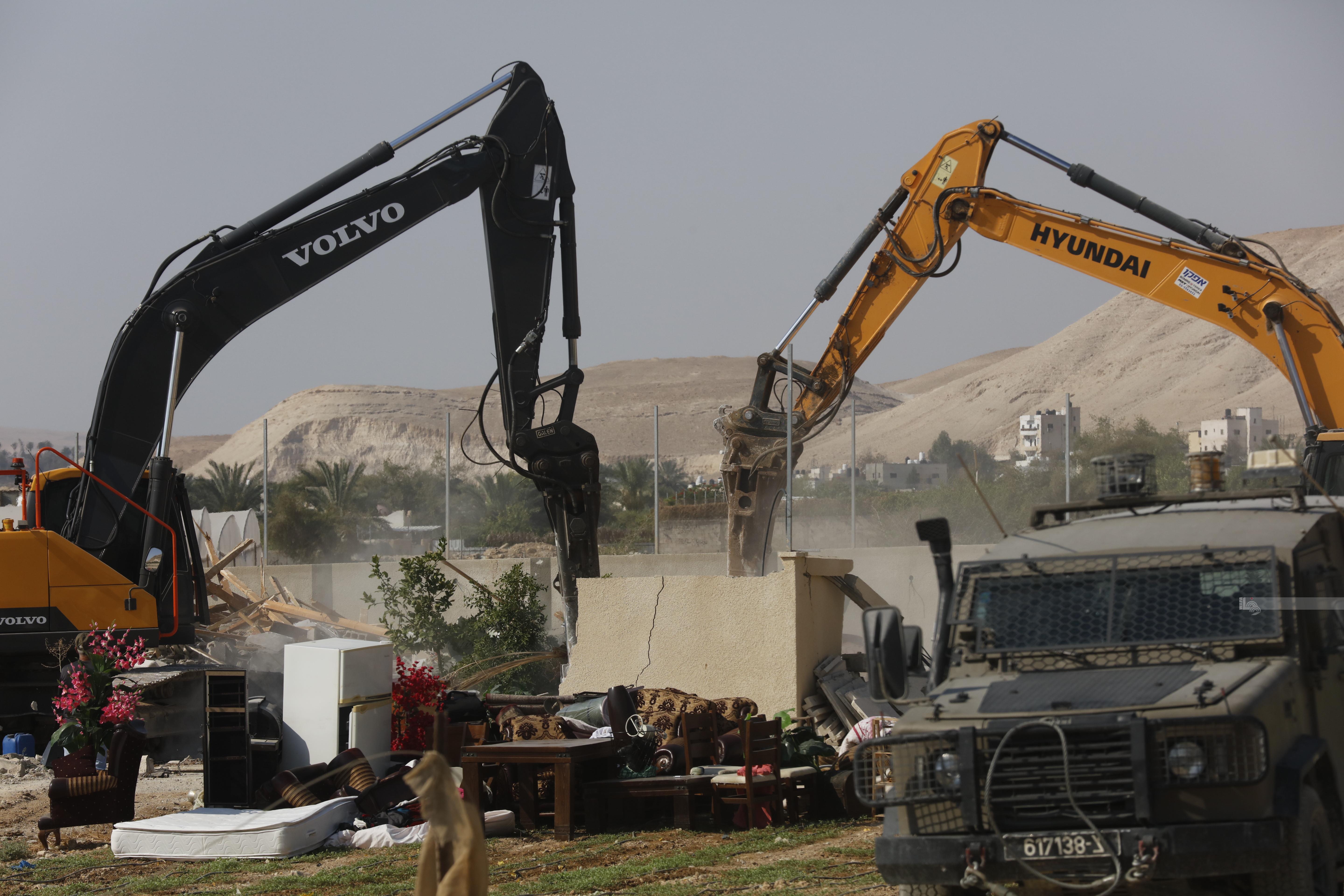 Occupation forces demolish two more homes in Jericho