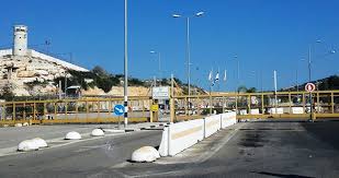 Israeli soldiers shoot and injure Palestinian man in northern West Bank