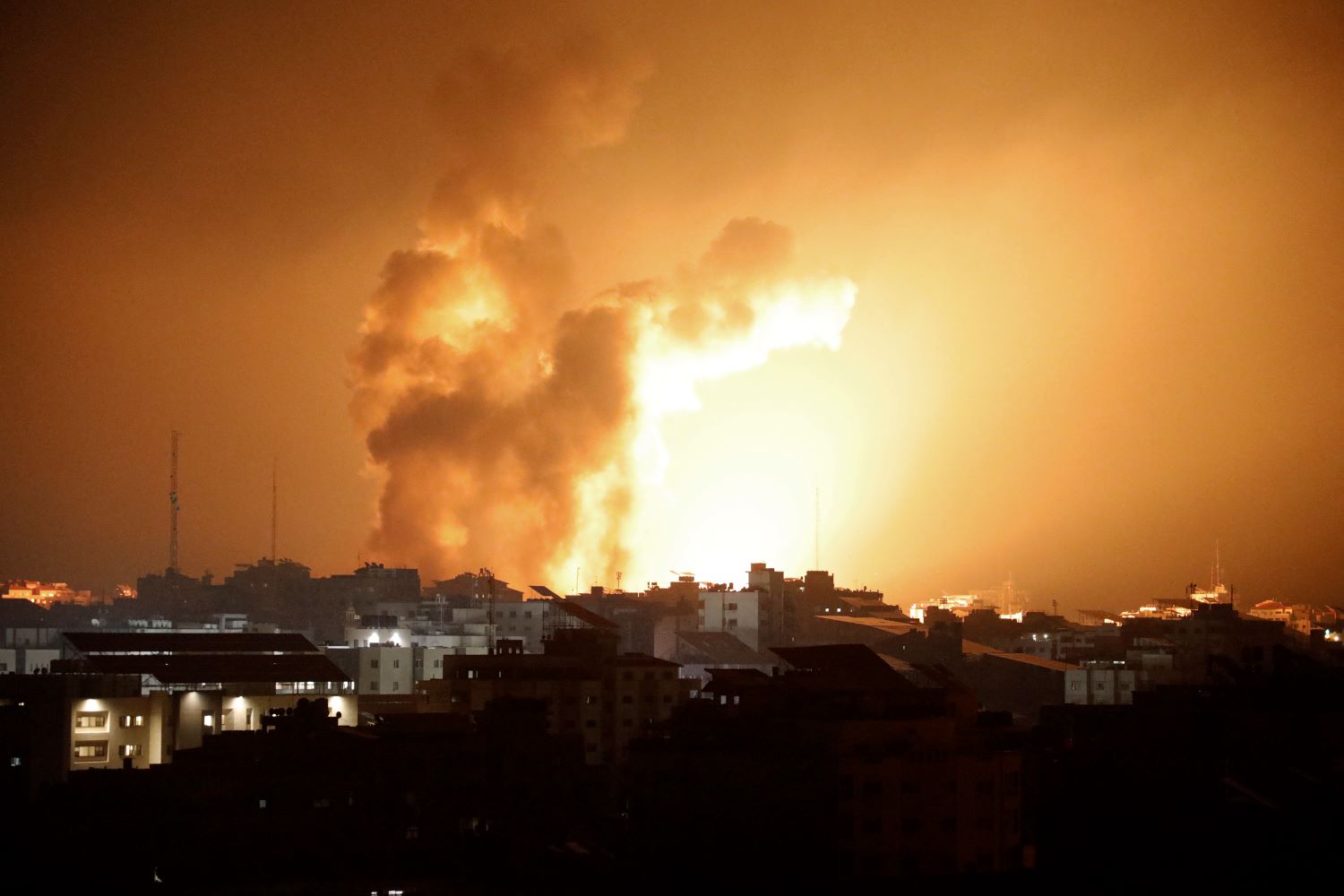 Deaths, injuries as Israeli airstrikes target residential buildings in Gaza 