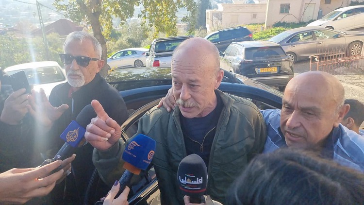 Free at last, after 40 years in captivity, freedom fighter Maher Younis returns home