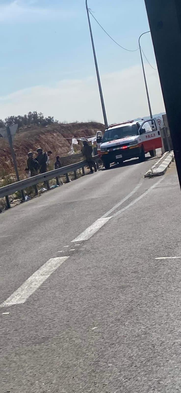 Red Crescent: Israeli army holds ambulance, detains driver