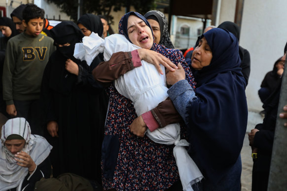 Day 259 of Israel's genocide: Israeli airstrikes claim multiple lives across Gaza Strip