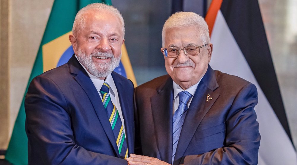  President Abbas discusses situation in Palestine with Brazil's Lula da Silva      
