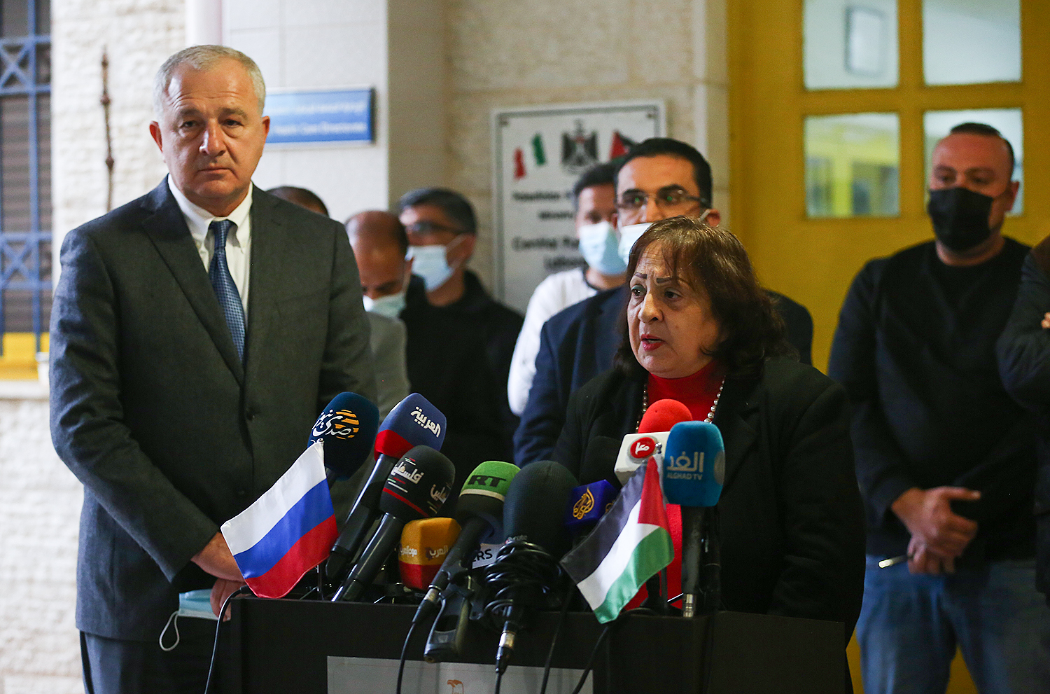 Palestine receives first 10,000 doses of Russia's Sputnik V vaccine