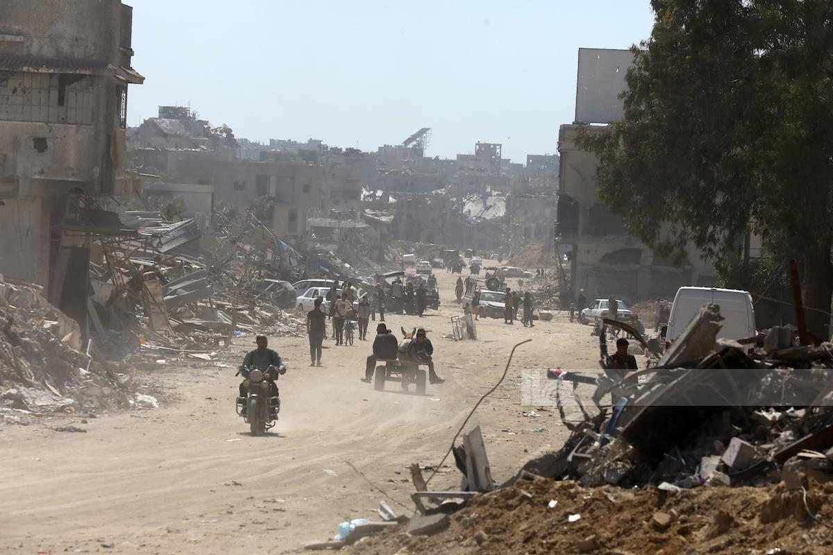 Israeli warplanes target residential buildings, killing several civilians in Rafah   