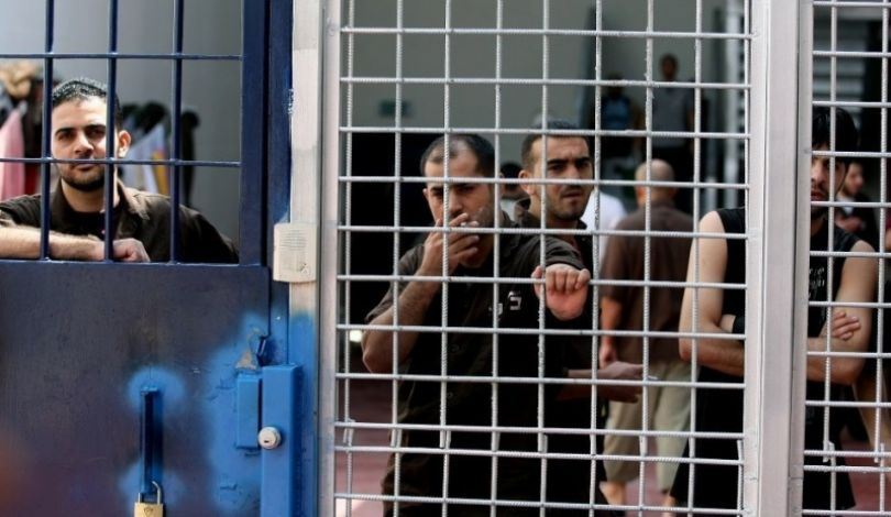Israeli forces detain five Palestinians, including mother and her two sons, in East Jerusalem 