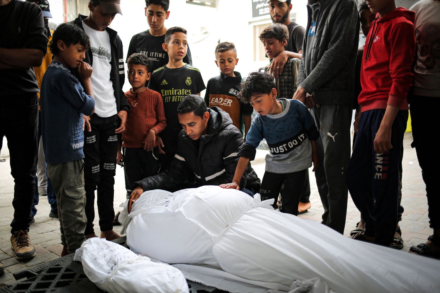 Four civilians killed, 15 injured in deadly Israeli strike in northern Gaza 