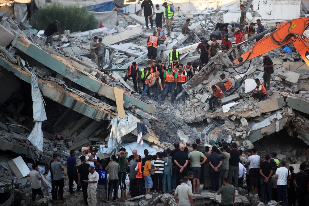 Government calls for immediate access to Gaza for civil defense, rescue teams to save Palestinians trapped beneath the rubble