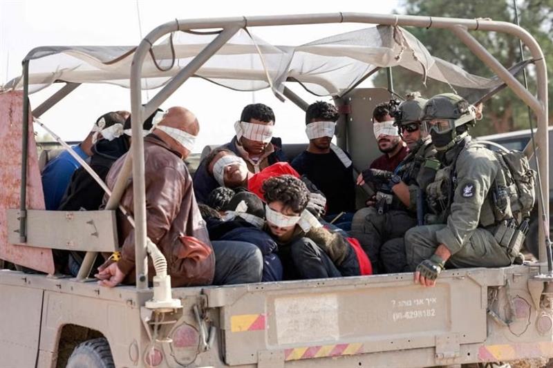 Israeli troops detain, abuse dozens of Palestinian civilians in Gaza 