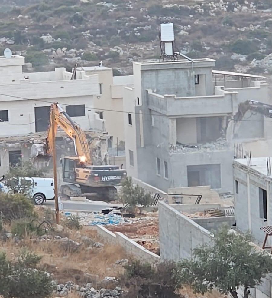 Israeli forces demolish two houses near Salfit
